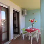 Daire In By The Beach-beahost